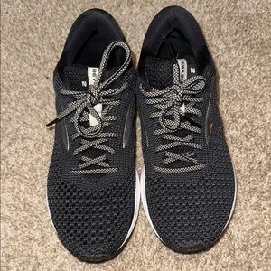 Women’s Brooks Shoes